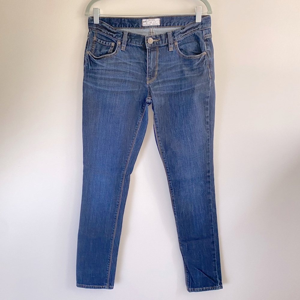 Free People High Rise Dark Rinse Skinny Jeans sz 27 VGUC